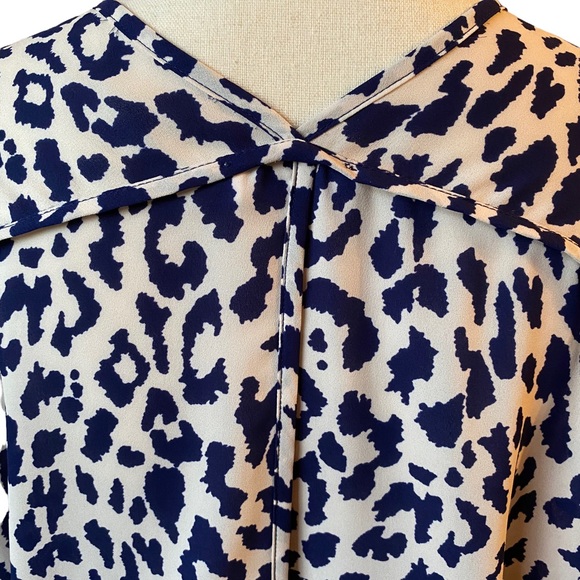 Lush Navy Leopard Hi-Lo Top Small - Picture 3 of 7